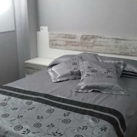 Apartamento Ebro Apartment *